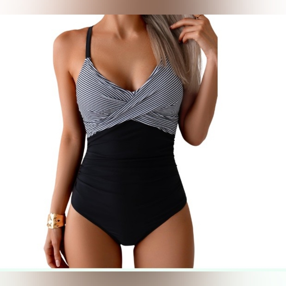 B2 Prity Chic Black and White Striped Women's One-Piece Swimsuit Size Large